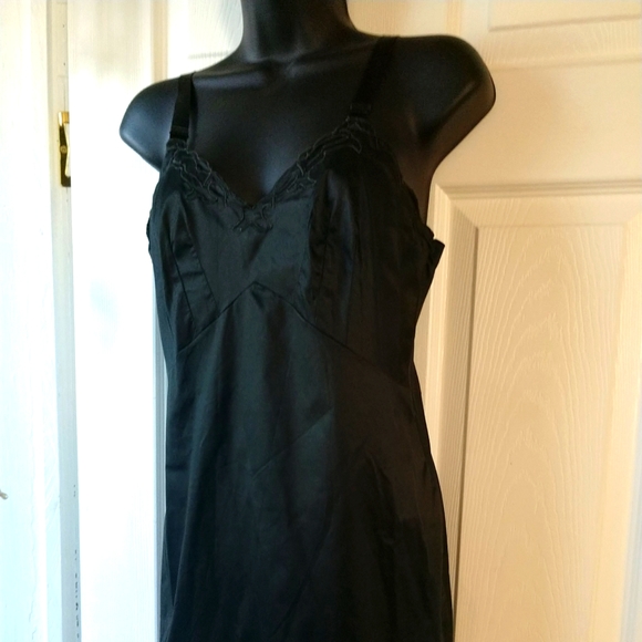 🛞Vintage Movie Star Slip Black 1950's Scallop Hem  Size 32 Short - Picture 7 of 14